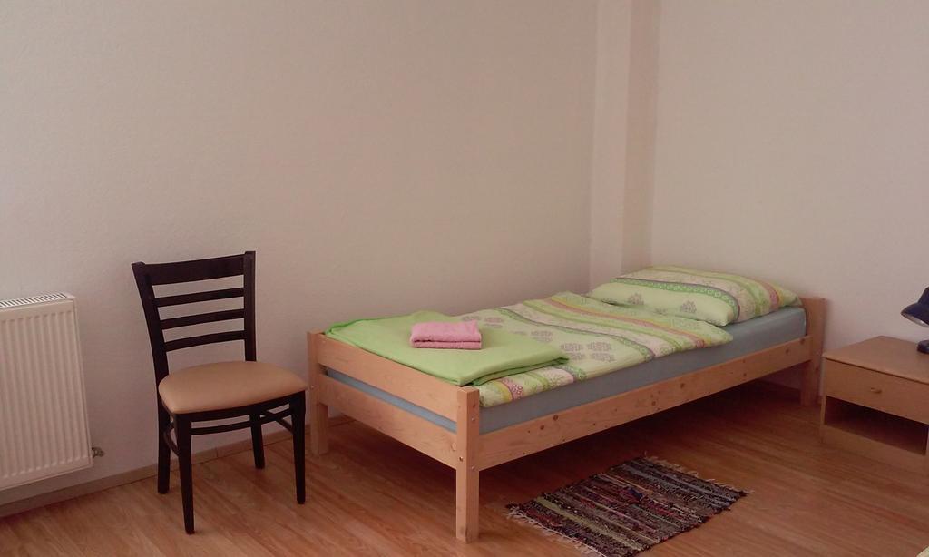Apartment Laura Грачац Экстерьер фото